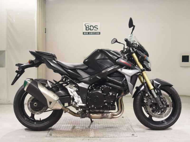 Suzuki GSR750 2014