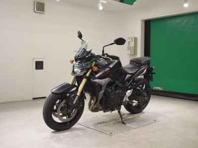 Suzuki GSR750 2014