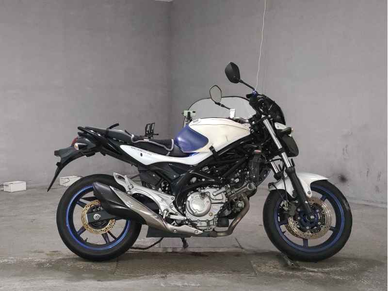 Suzuki Gladius SFV400 2014