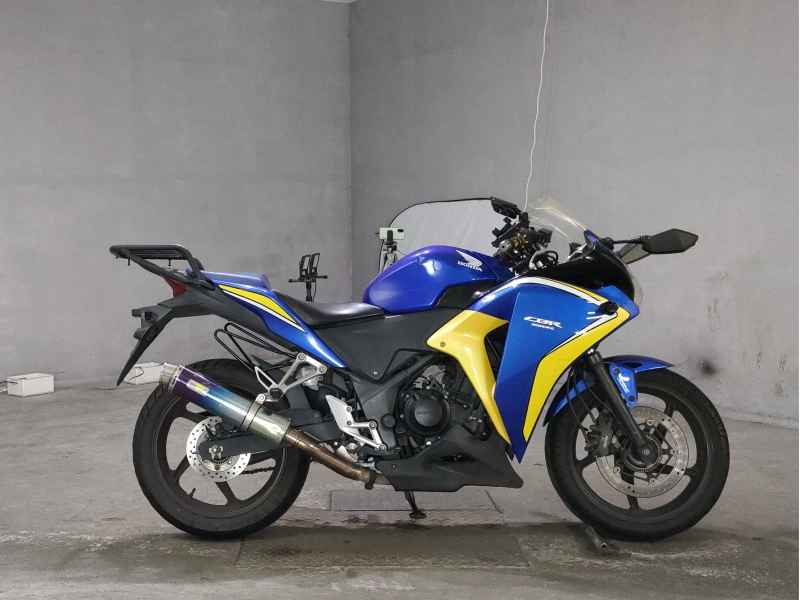 Honda CBR250R 2013