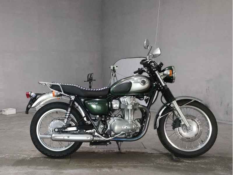 Kawasaki W800 2011