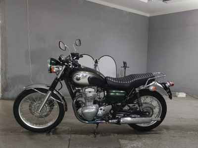 Kawasaki W800 2011