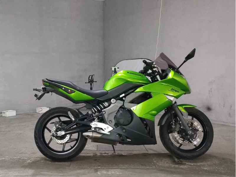 Kawasaki Ninja 400R 2014