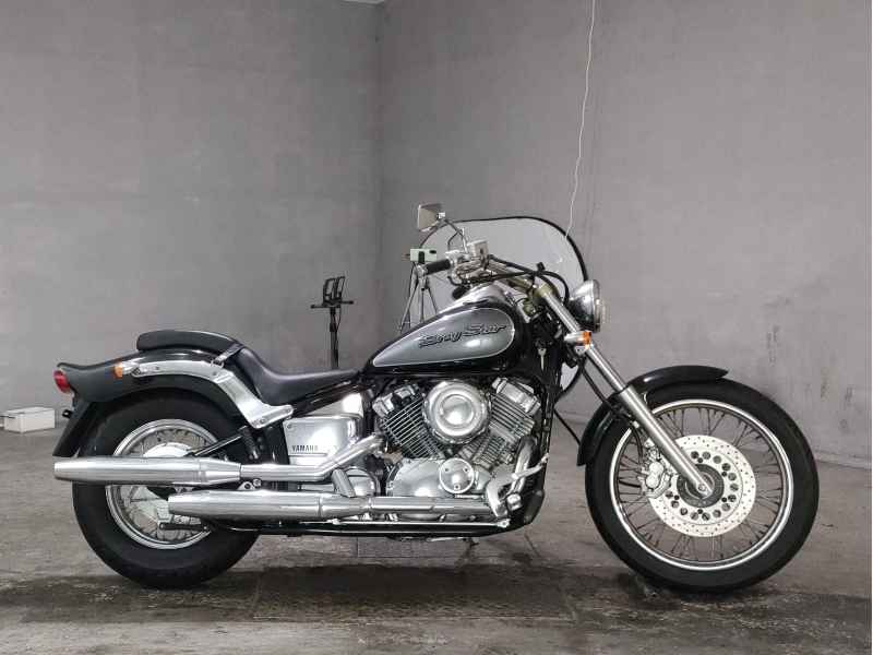 Yamaha XVS400 Drag Star Classic 1996