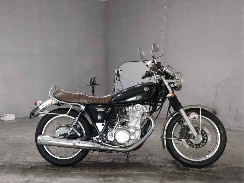 Yamaha SR400 2016