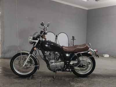 Yamaha SR400 2016