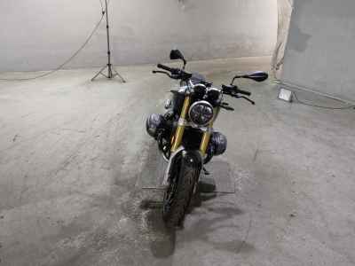 BMW R nineT 2024