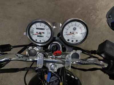 Yamaha SR400 2021