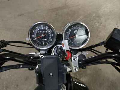 Yamaha SR400 2016