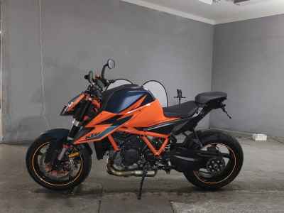 KTM 1290 Super Duke R 2021