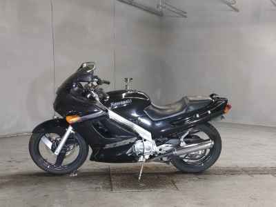 Kawasaki ZZR250 2005