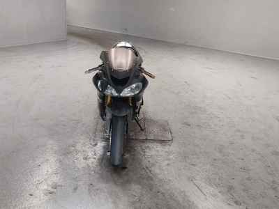 Kawasaki Ninja ZX-10R 2005