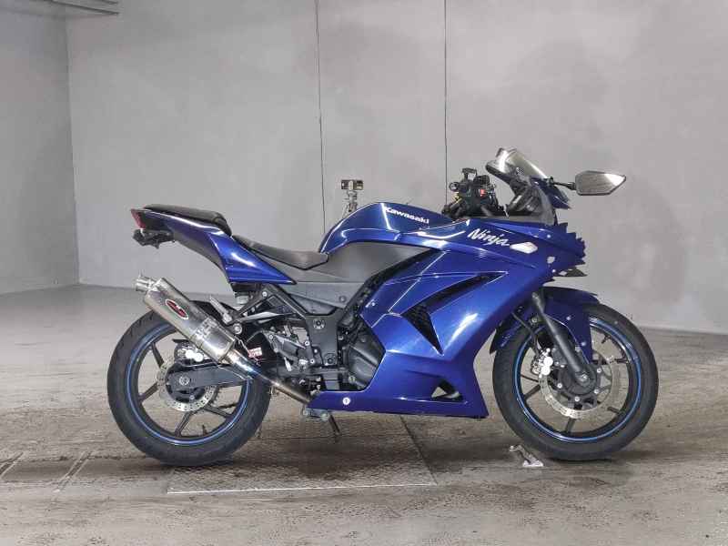 Kawasaki Ninja 250R 2011