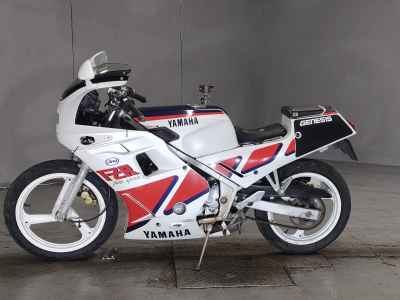 Yamaha FZR250 1987