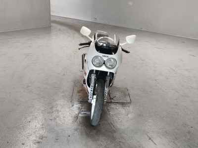 Yamaha FZR250 1987