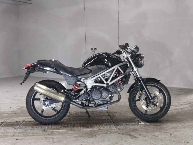 Honda VTR250 2013