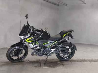 Kawasaki Z400 2020