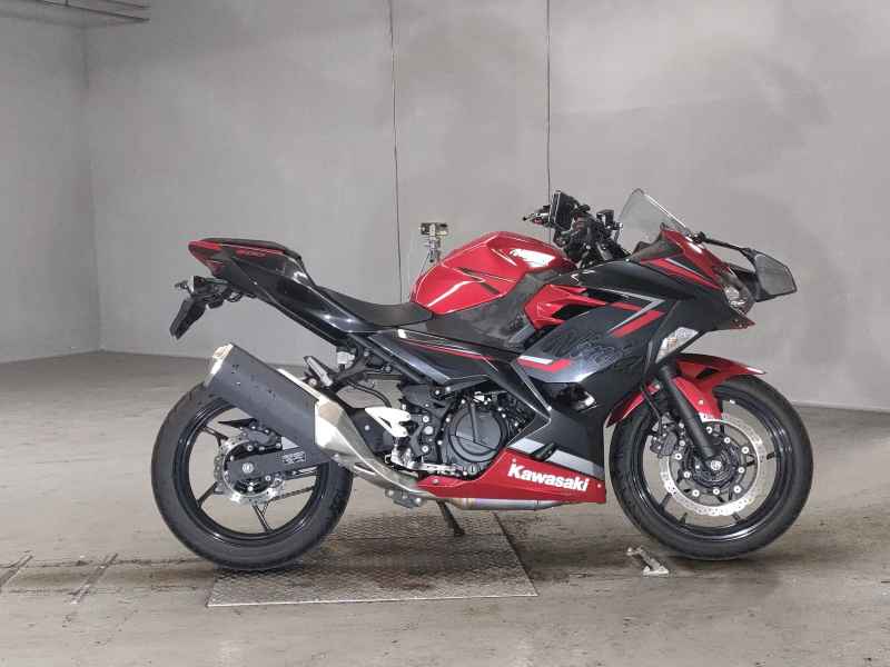 Kawasaki Ninja 400 2019