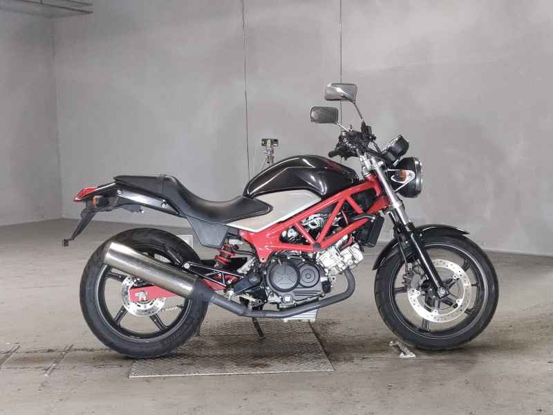 Honda VTR250 2011