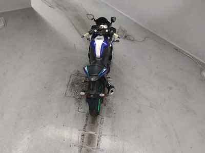 Yamaha YZF-R25 2015