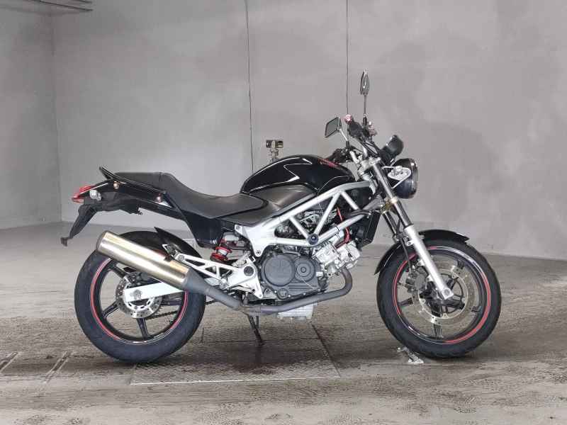 Honda VTR250 2009
