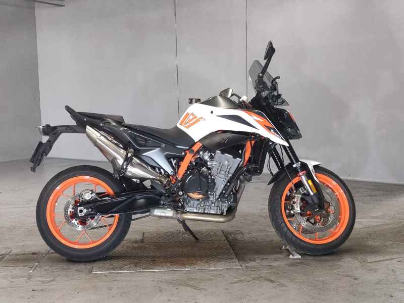 KTM 890 Duke R 2021