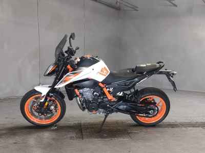 KTM 890 Duke R 2021