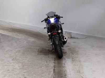 Yamaha YZF-R25 2016