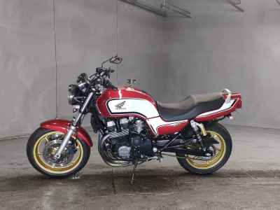 Honda CB750 2006