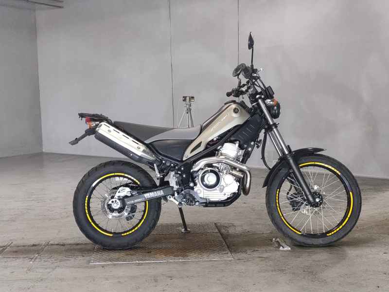 Yamaha TRICKER 2014