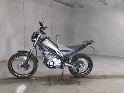 Yamaha TRICKER 2014