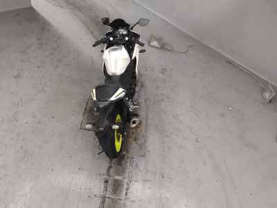 Yamaha YZF-R25 2018