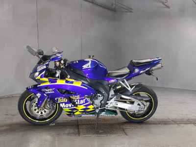 Honda CBR1000RR 2005