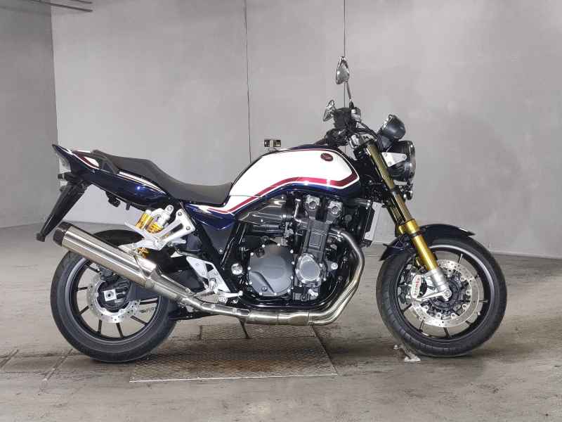 Honda CB1300SF 2022