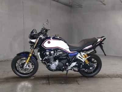 Honda CB1300SF 2022