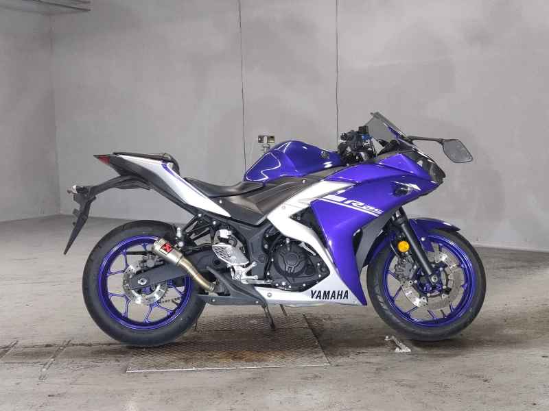 Yamaha YZF-R25 2017