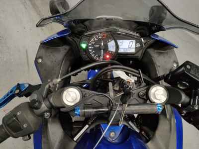 Yamaha YZF-R25 2017