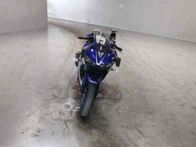 Yamaha YZF-R25 2016