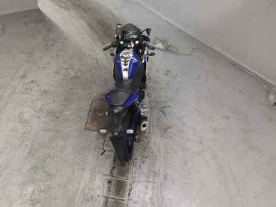 Yamaha YZF-R25 2016