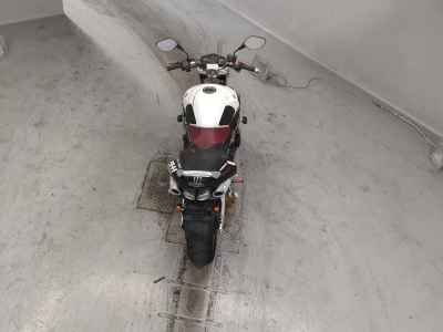 Suzuki GSR400 2009