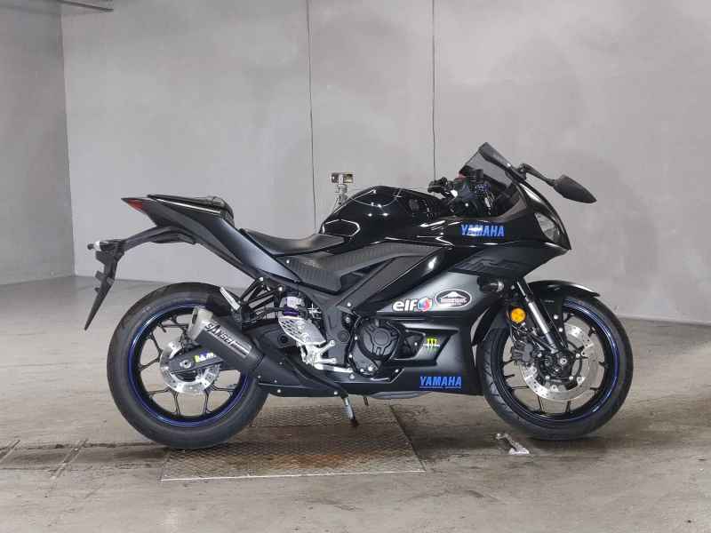 Yamaha YZF-R25 2022