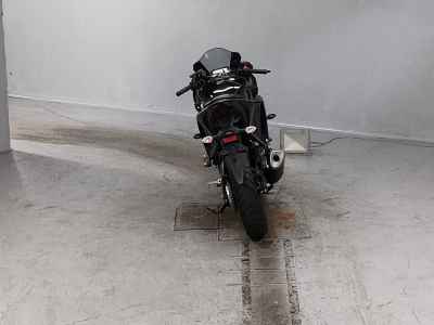 Yamaha YZF-R25 2022