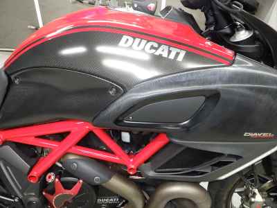 Ducati Diavel Carbon 2011