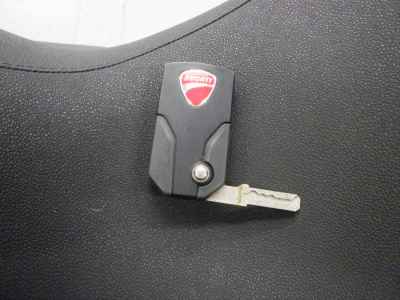 Ducati Diavel Carbon 2011