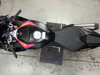 Aprilia RSV4 1100 Factory 2023