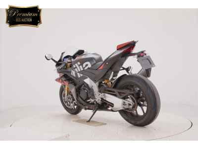 Aprilia RSV4 1100 Factory 2023