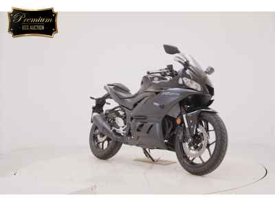 Yamaha YZF-R25 2023