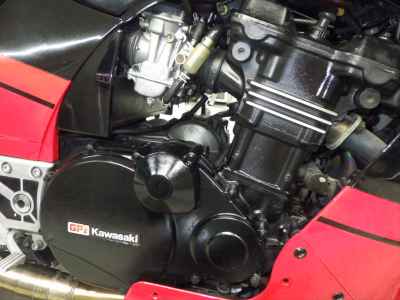 Kawasaki GPZ900R 1995
