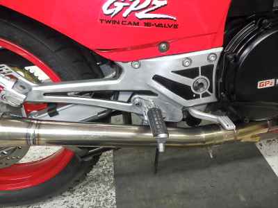 Kawasaki GPZ900R 1995