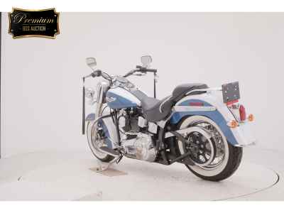 Harley-Davidson Deluxe FLSTN1450 2004